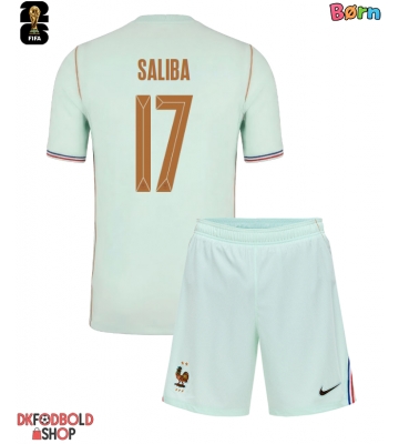 Frankrig William Saliba #17 Udebanesæt Børn VM 2026 Kort ærmer (+ korte bukser)